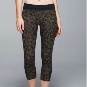 Lululemon Inspire Crop II Camo